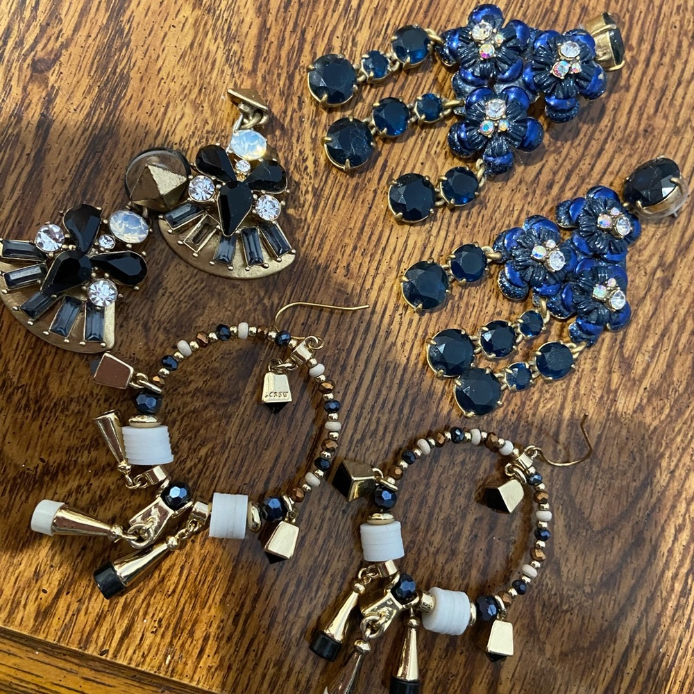 J. Crew earring of TWO